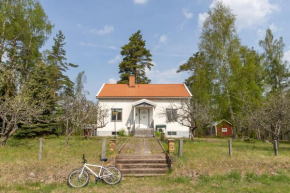 Cozy Home in Ydrefors, Gullringen